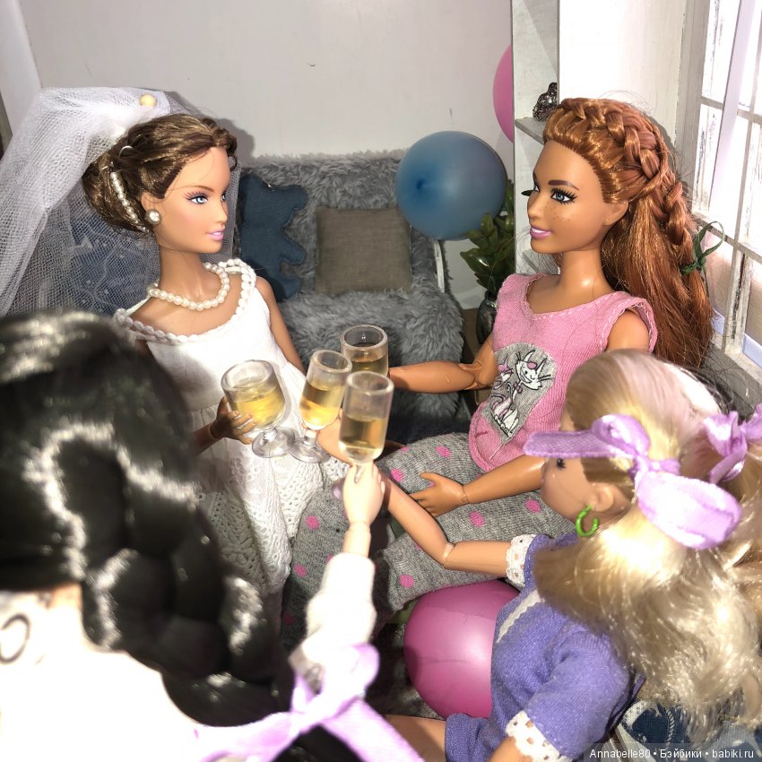 Хранитель. Девичник — Кукольные фотоистории и сериалы: комиксы