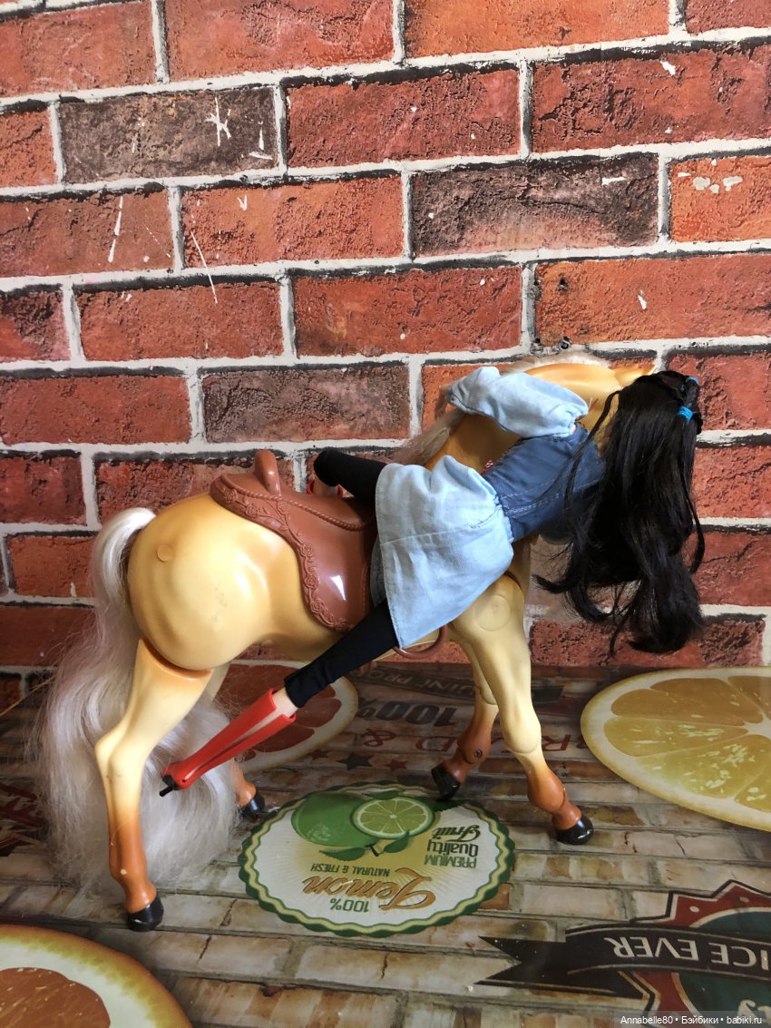 О звонких мечах, широких плечах и темных ночах