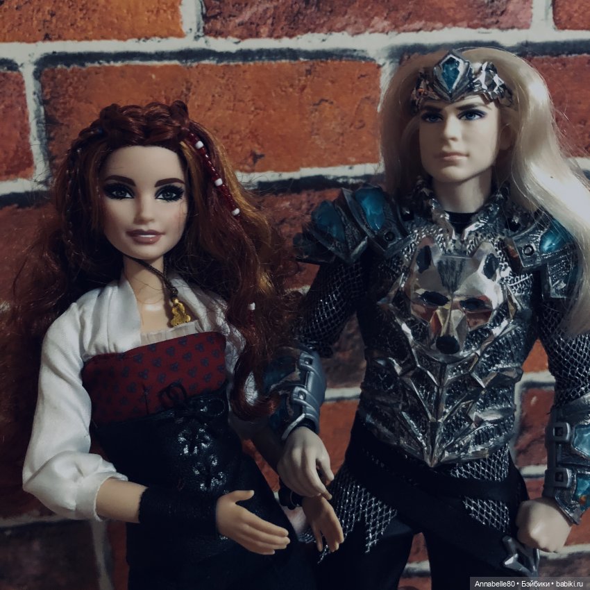 О звонких мечах, широких плечах и темных ночах