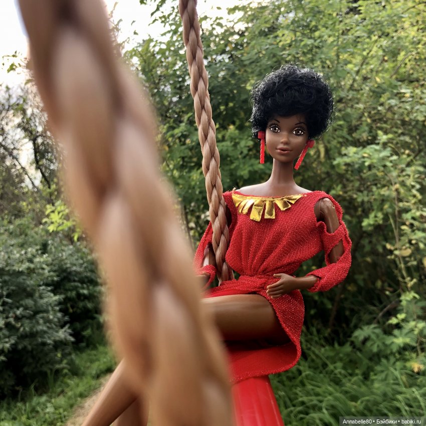 Black Barbie 1980 — Куклы Barbie (Барби): Looks