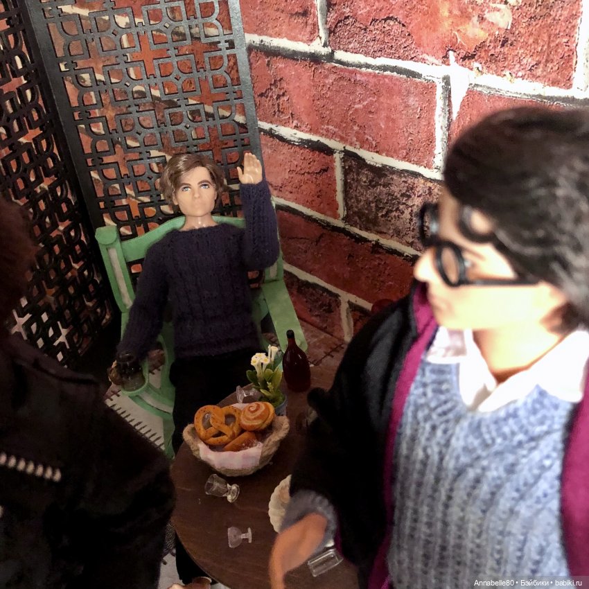 Утро добрым не бывает. Особенно после Хэллоуина