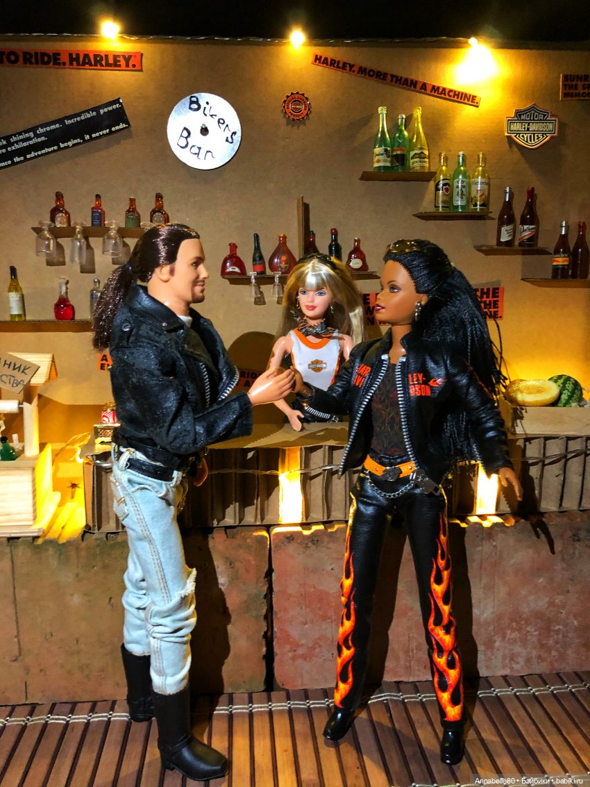 Harley Davidson Barbie или байкерский бар