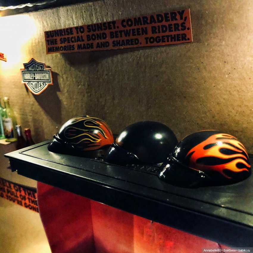 Harley Davidson Barbie или байкерский бар