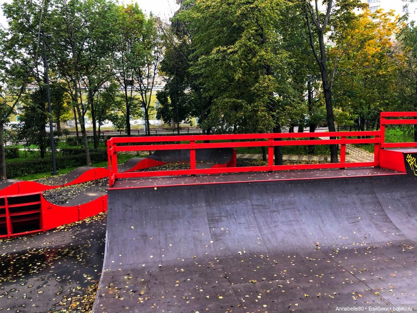 Первый НеТанец жениха и невесты (фото 2)