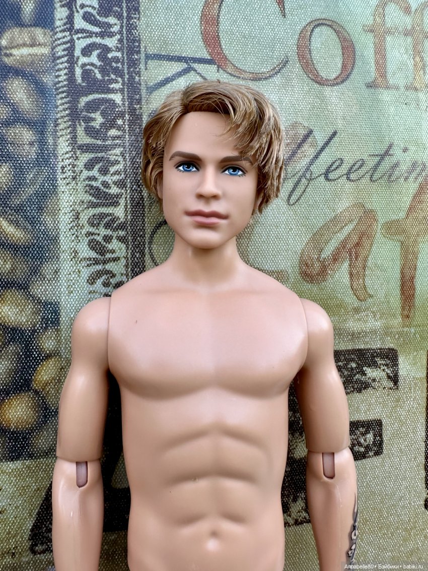 Arm Candy Chip Farnsworth III