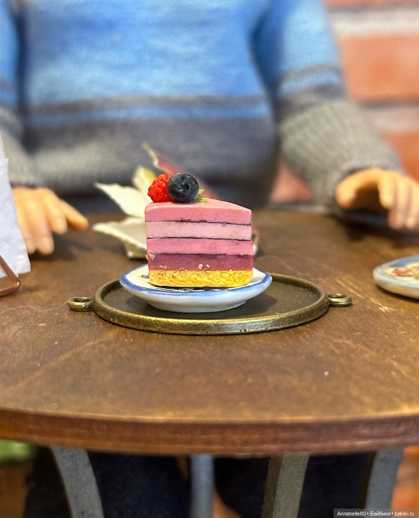 Где-то далеко летят поезда…