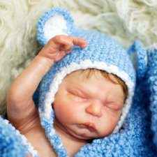 Малышонок-мышонок Максимка