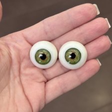 Глаза 24мм