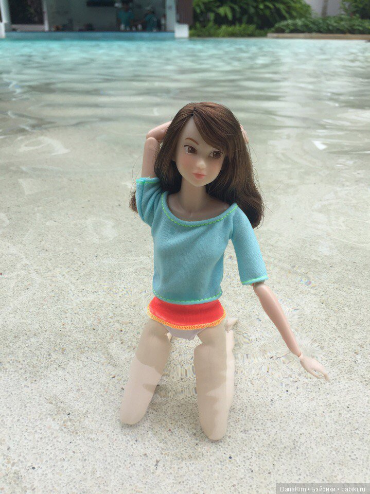 Отдых у бассейна — Куклы Momoko и Ruruko (Petworks (фото 5)