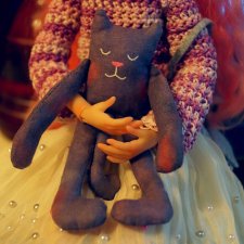 Аксессуары для куколки с розовыми волосами