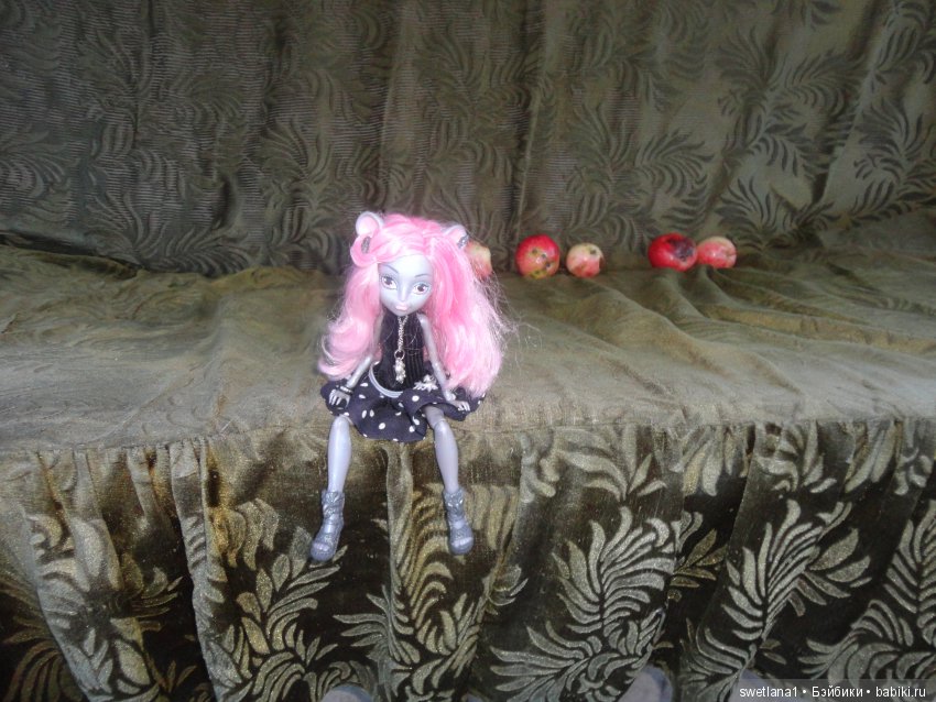 В клумбе мышка завелась — Куклы Monster High и Ever After High: G1