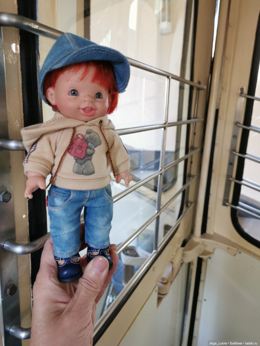 Два путешествия во Вла-ди-вос-ток (серия первая)