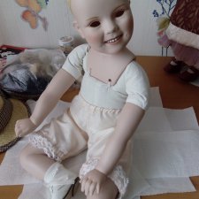 Чем лучше вклеить глаза фарфоровой кукле? Пластилин для БЖД подойдет?