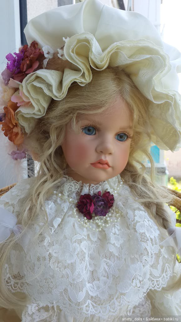 Неземная аристократичая красота куколки и преображение (фото 3)
