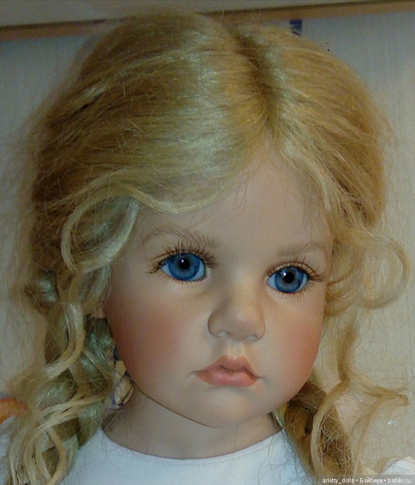 Неземная аристократичая красота куколки и преображение