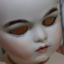 Подарила малышкам перистые бровки. Реплики антикварной куклы Брю