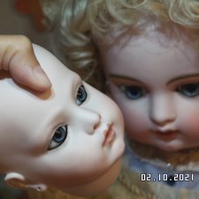 Мои Брю могут посоревноваться красотой с ранними антикварными французскими белолицыми куклами 👁️