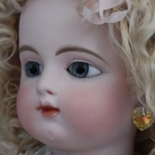 Матовая Белизна раннего тончайшего антикварного фарфора моей Gaultier Block Letter ✨