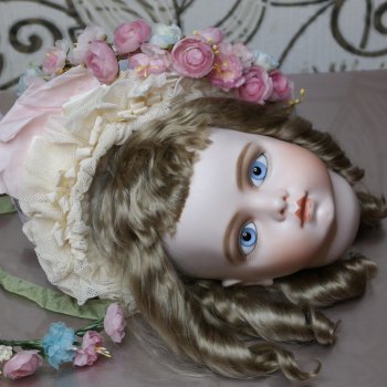 Bru Jne ростом метр: расписала брови, ресницы, делаю взгляд