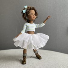 Обувные кукольные будни - хотела показать ботиночки, а получилось то, что получилось