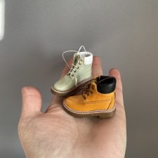 Обувные кукольные будни - Тимберов тоже много не бывает