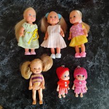 Лот маленьких кукол