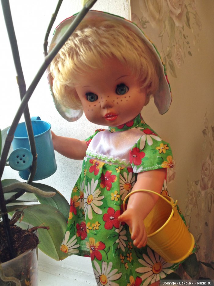 Анике - Маленькая цветочница (фото 4)