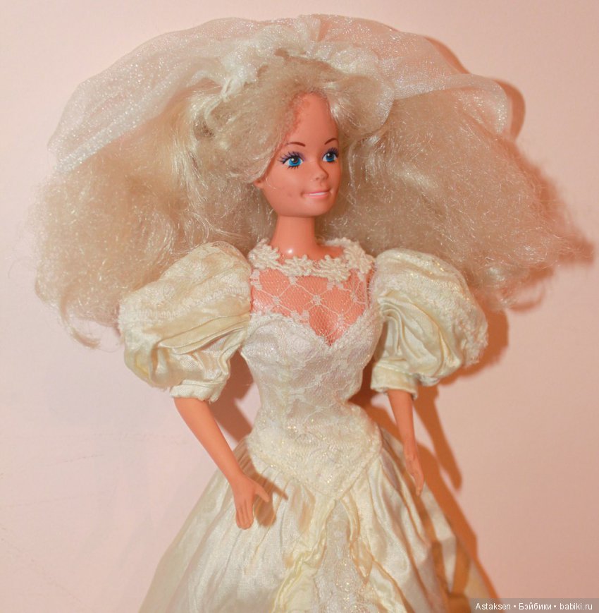 Как мушка в янтаре, Fashion Corner (фото 6)