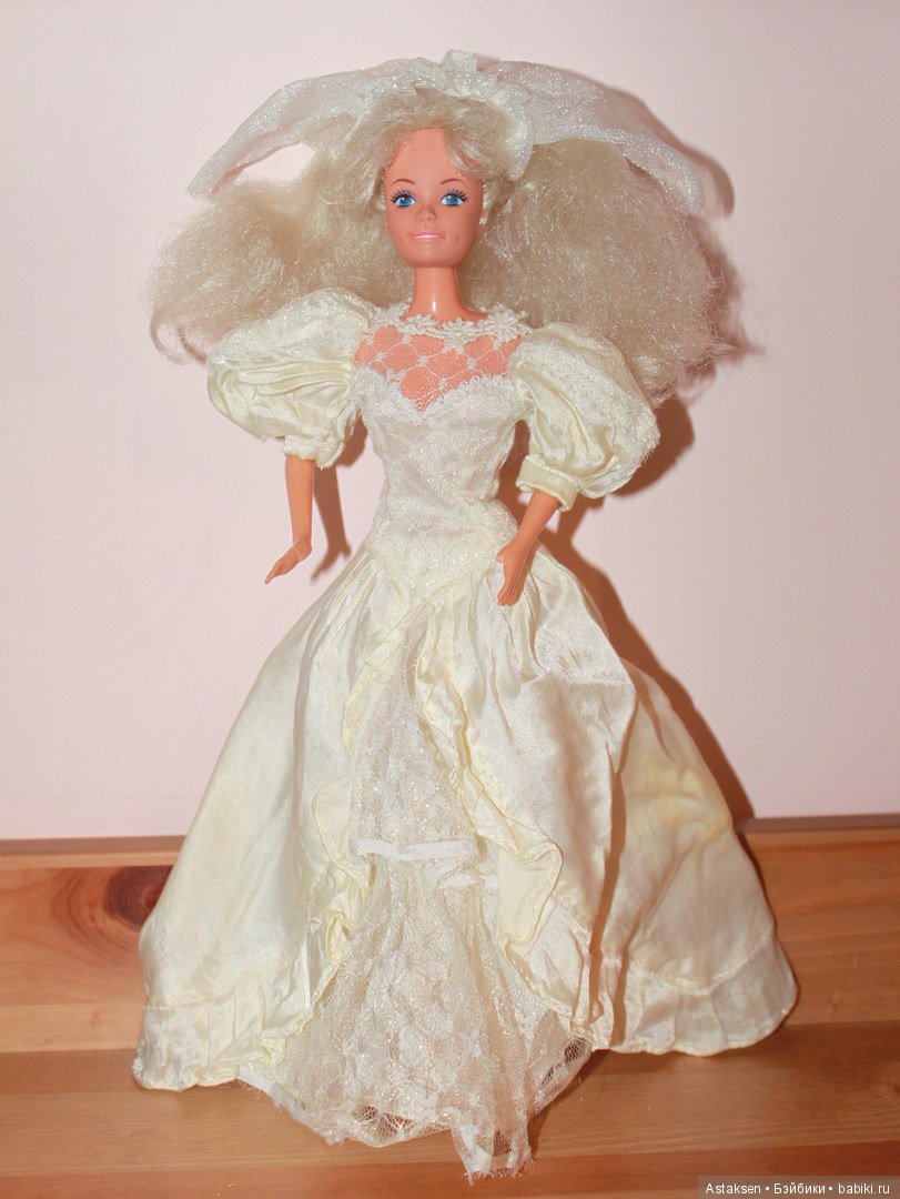 Как мушка в янтаре, Fashion Corner (фото 4)