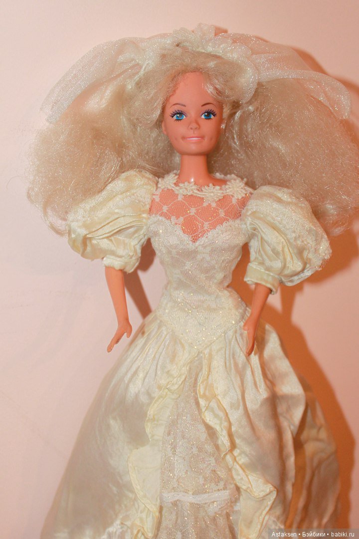 Как мушка в янтаре, Fashion Corner (фото 5)