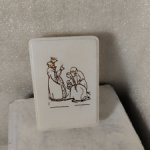 Коробочка для кукольных безделушек со сказочным сюжетом