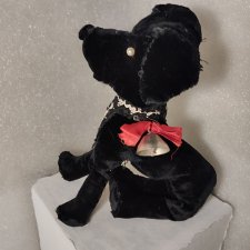 Собачка плюшевая