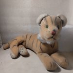 Мягкая игрушка времен СССР Старенький тигр