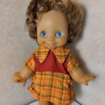 Редкий, с прошитыми волосами чудик улыбашка