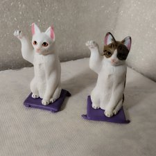 Пара котиков. Литая резина