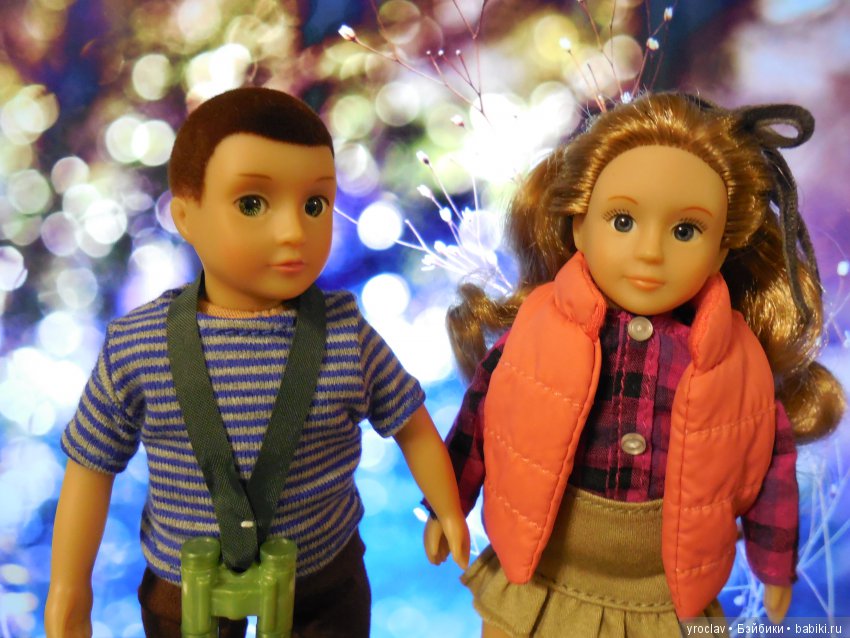 Очень люблю Loriков. они такие тискательные и компактные, всегда можно с собой прихватить на фотосессию.