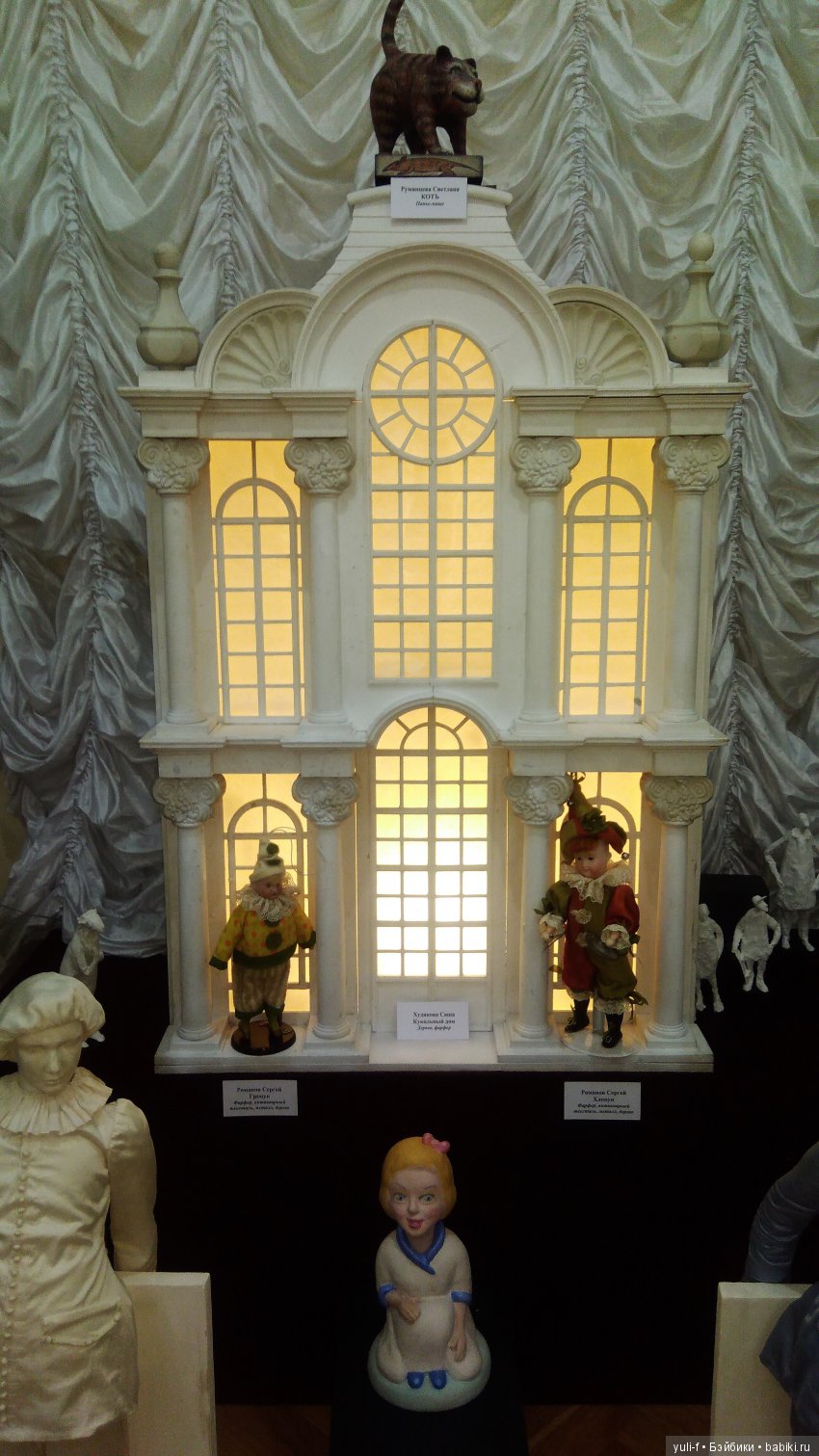 "МикроМакрос" - выставка художественных кукол в Саратове