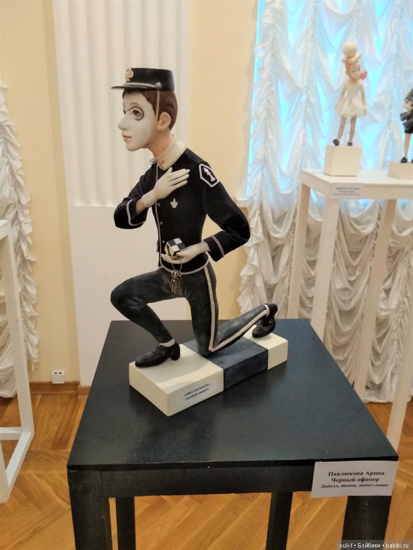 "МикроМакрос" - выставка художественных кукол в Саратове