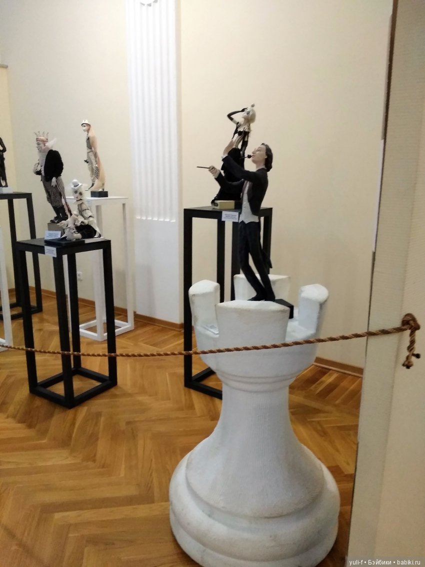 "МикроМакрос" - выставка художественных кукол в Саратове