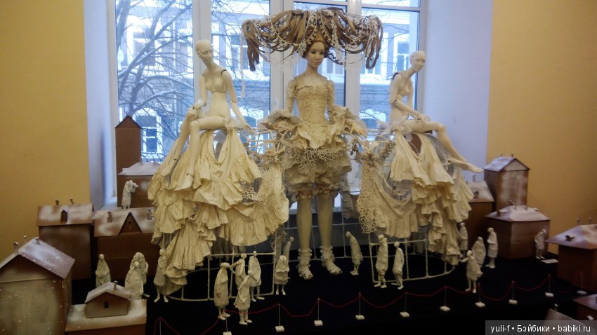 "МикроМакрос" - выставка художественных кукол в Саратове