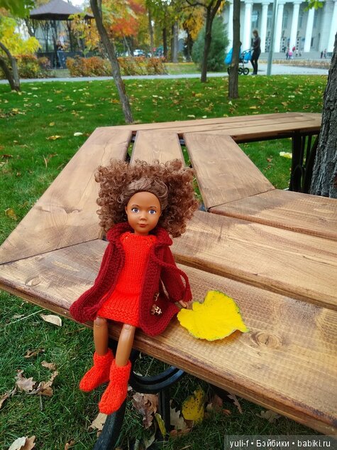 Мода в искусстве. Воскресный день в музее