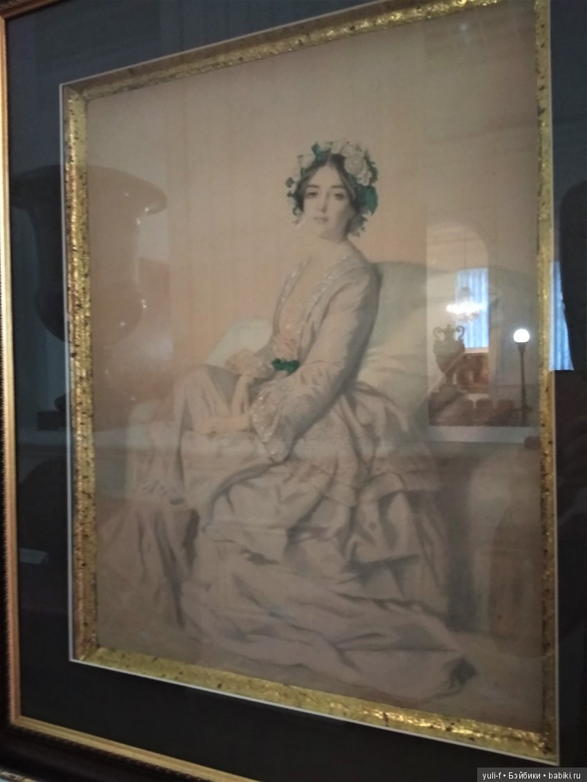 Мода в искусстве. Воскресный день в музее