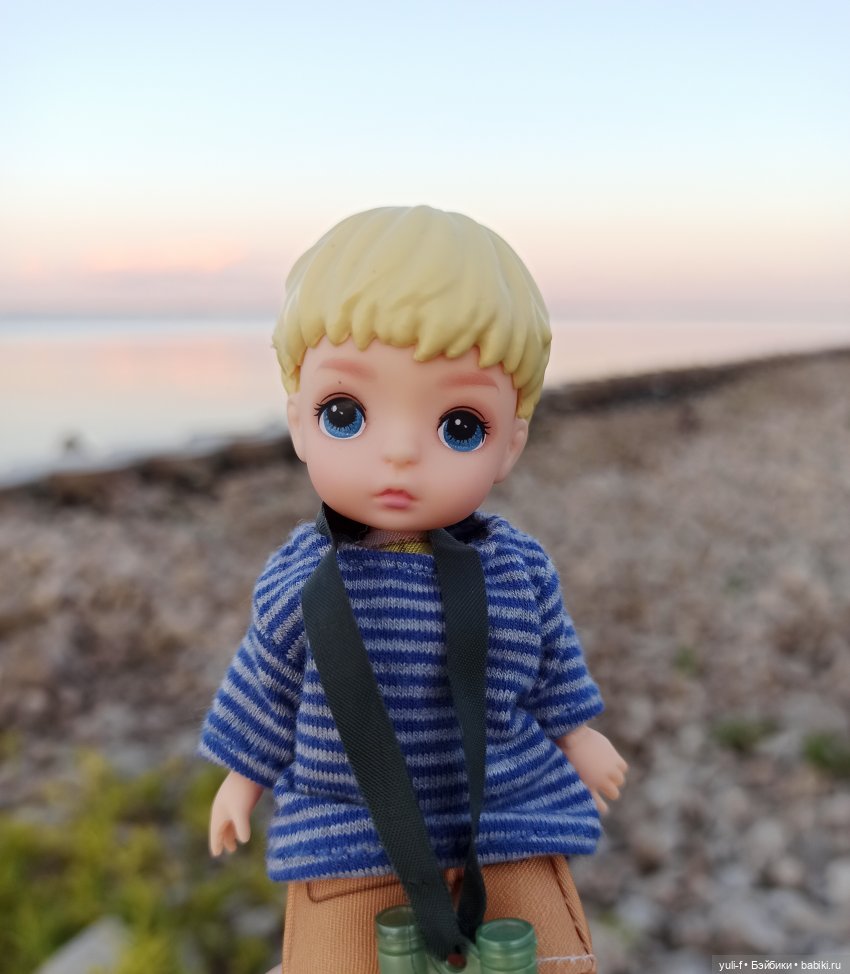 А мальчишке снились якоря