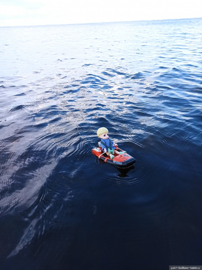 А мальчишке снились якоря