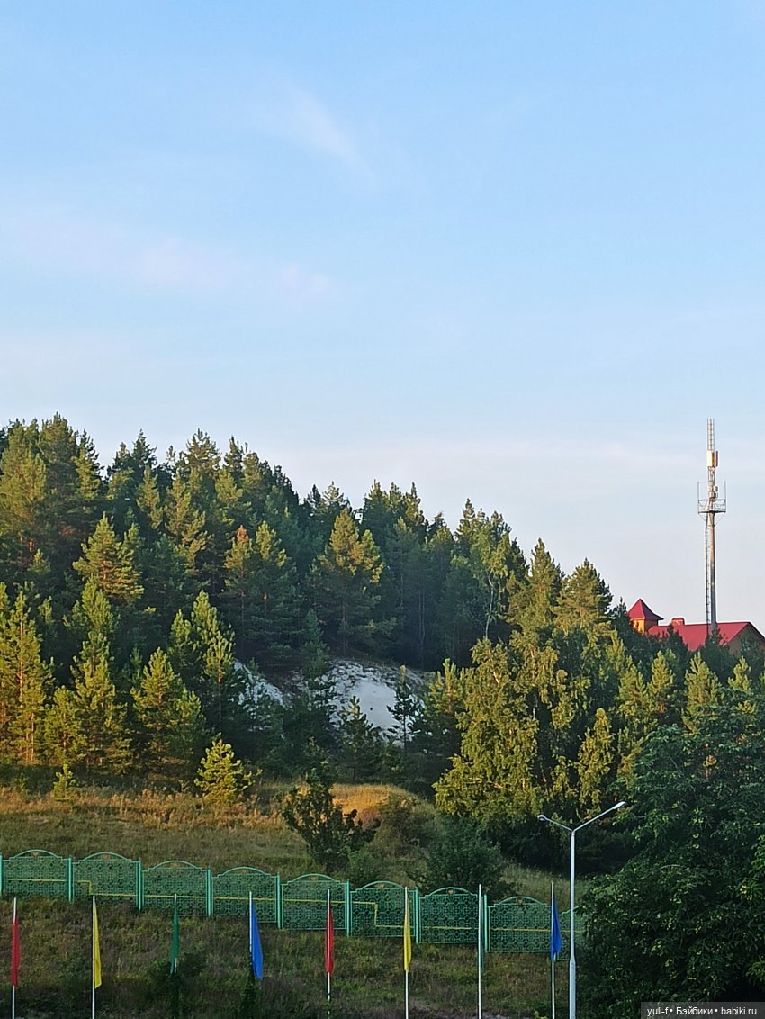 В краю сосен, меловых гор и ... водопадов