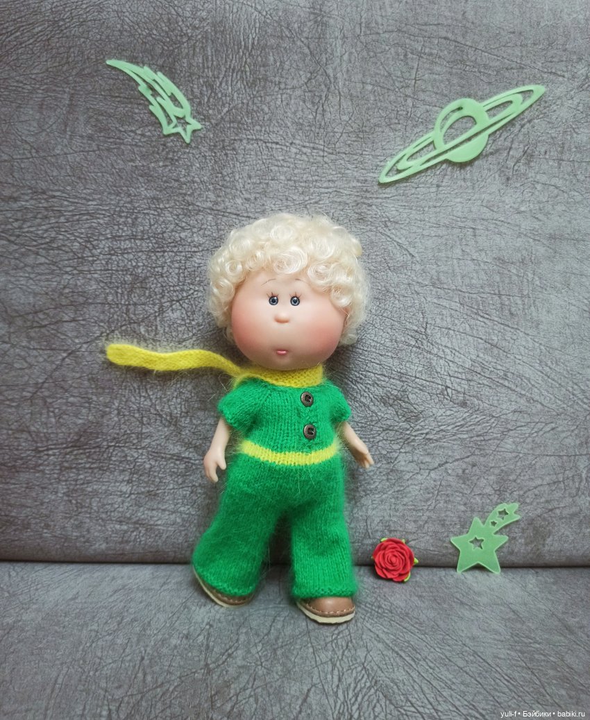 Одинокий Лис желает познакомиться и завИсти себе друзей ©