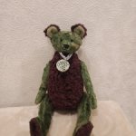 Мишка цвета базилика. 💜💚