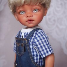 Мальчик блондин Хуанчик