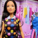 Кукла Барби с дополнительным нарядом FFF60