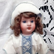 Антикварная немецкая кукла без маркировки.